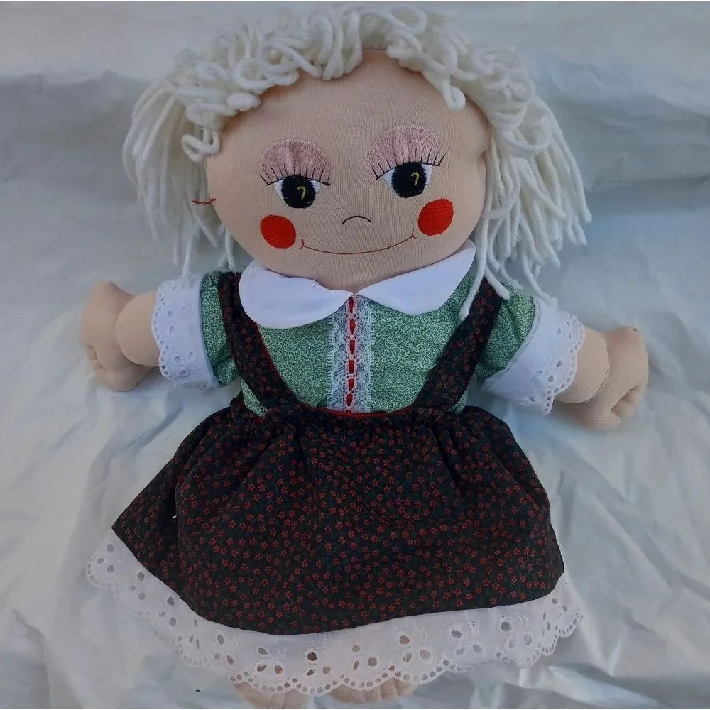 Avon Santa's Family Candy Claus Stuffed Cloth 16" Doll Yarn Hair 1990 Ra…